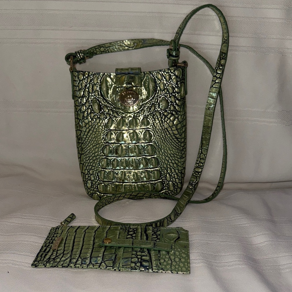Brahmin Tonic Melbourne Olive Crocodile-Embossed Crossbody Bag W/Coin Purse